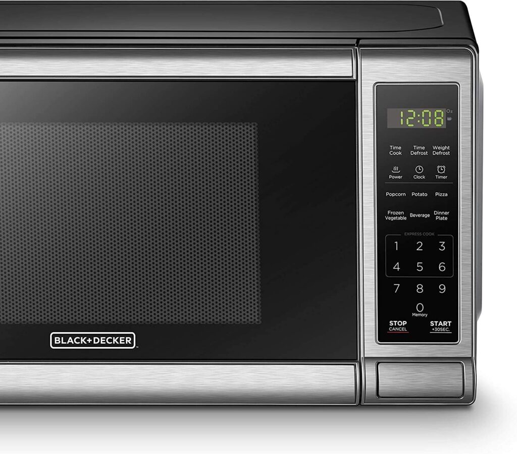 BLACK+DECKER EM720CB7 Digital Microwave Oven with Turntable Push-Button Door, Child Safety Lock, 700W, Stainless Steel, 0.7 Cu.ft